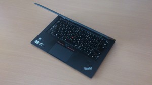 ThinkPad X1 Carbon イメージ２