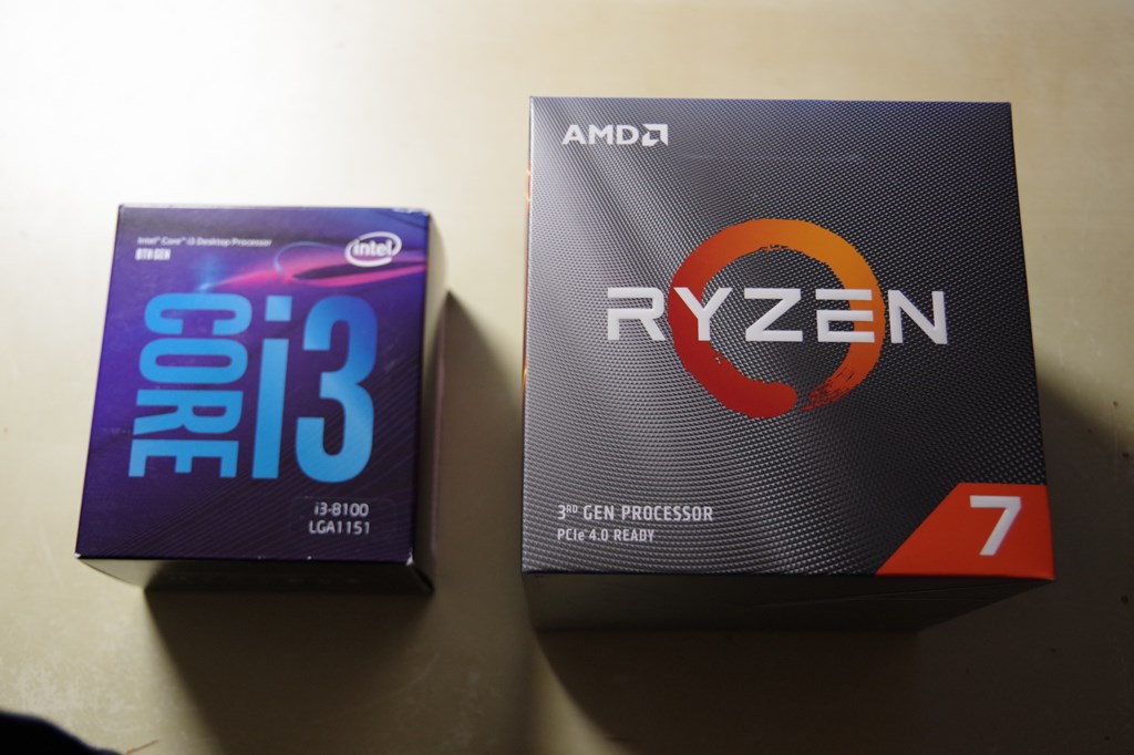 Ryzen7 3700XとCore i3-8100の箱比較